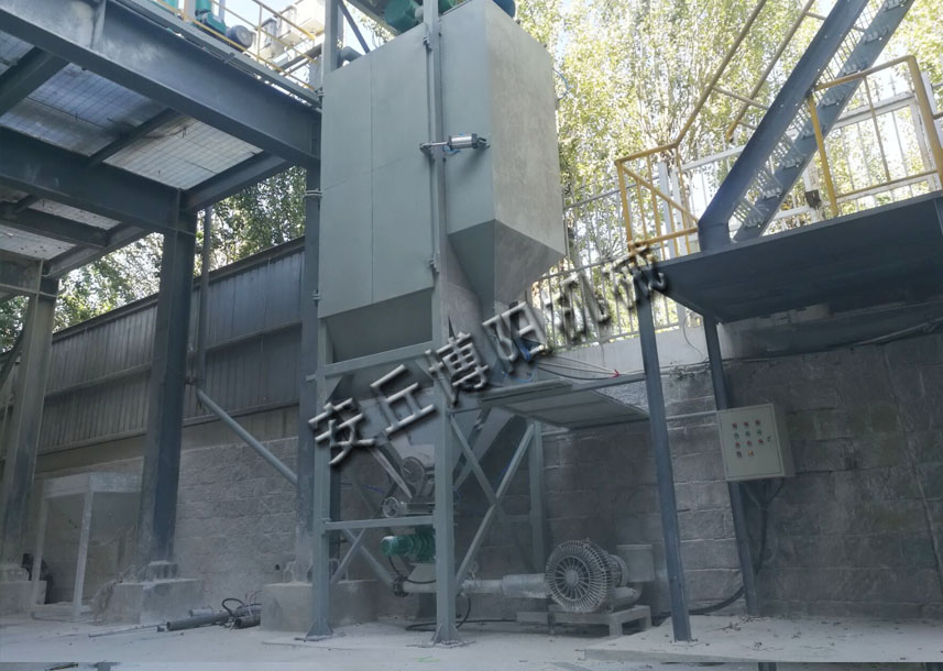 工業(yè)鹽噸袋拆包機(jī)為什么能均勻下料？