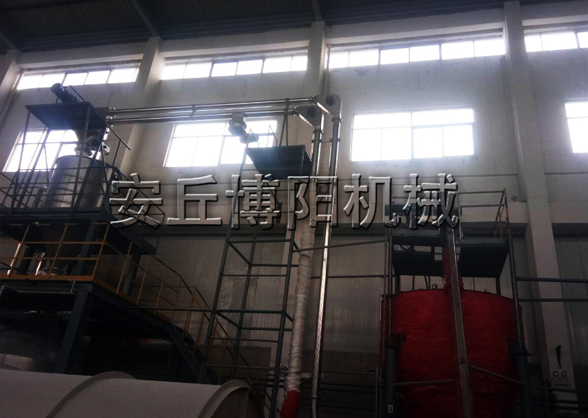 萘粉管鏈式提升機在使用時有哪些注意事項呢？